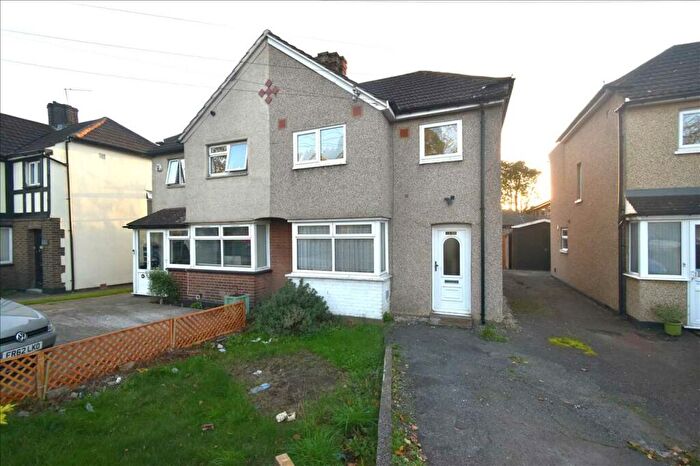 3 Bedroom House To Rent In Park Road, Dartford, DA1