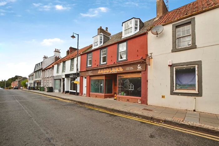 3 Bedroom Flat To Rent In West Port, Dunbar, EH42