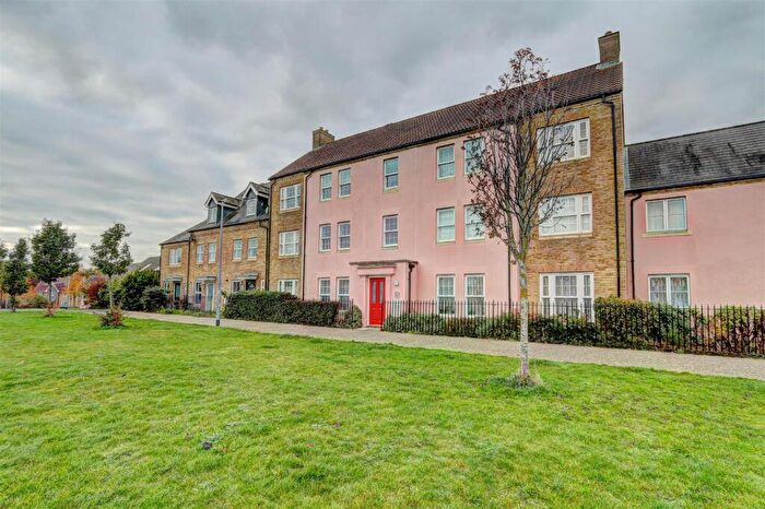 2 Bedroom Apartment To Rent In Kings Avenue, Ely, CB7