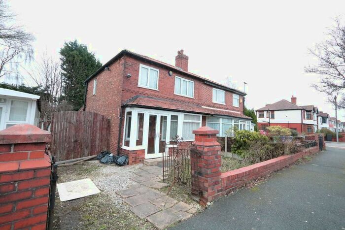 3 Bedroom Semi-Detached House To Rent In Manley Road, Chorlton Cum Hardy, Manchester, M21