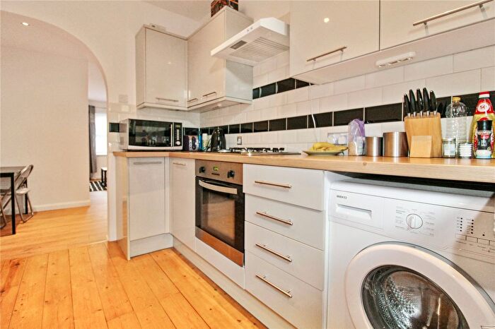 2 Bedroom Flat To Rent In Chelsfield Road, Orpington, BR5