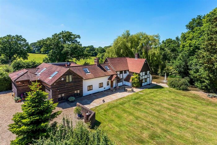 5 Bedroom Detached House For Sale In Guildford Road, Rudgwick, Horsham, RH12