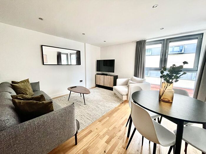 2 Bedroom Apartment To Rent In Flat, Kings Quarter Apartments, King Square Avenue, Bristol, Bristol, BS2