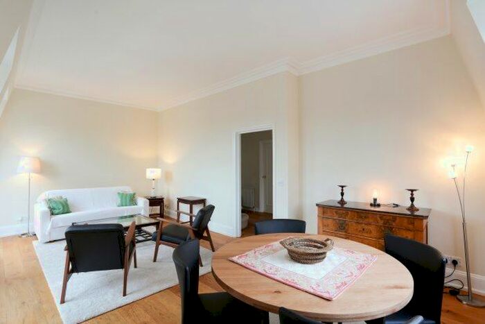 2 Bedroom Flat To Rent In Wetherby Gardens, London, SW5