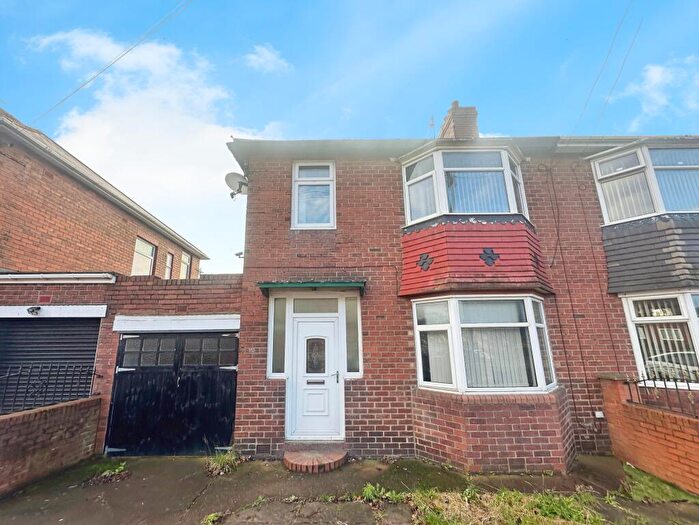 3 Bedroom Semi Detached House For Sale In Stamfordham Road, Fenham, Newcastle Upon Tyne, NE5