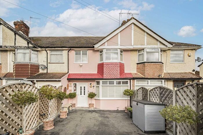 3 Bedroom Terraced House For Sale In Evelyn Crescent, Sunbury-On-Thames, TW16