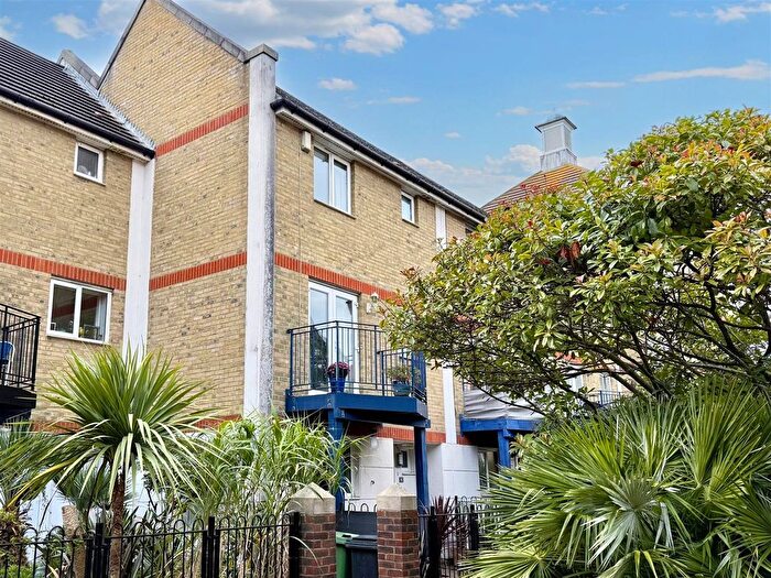 3 Bedroom Town House For Sale In Key West, Eastbourne, BN23