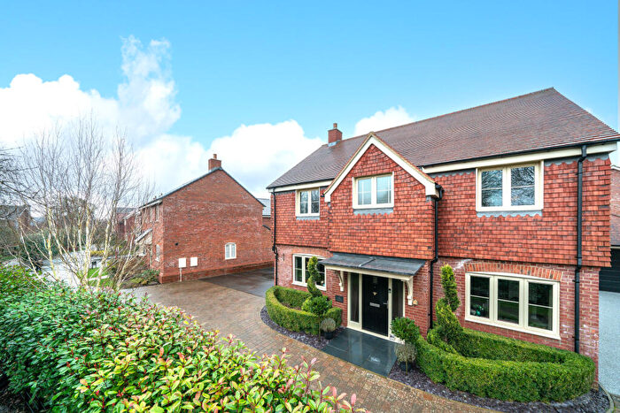 4 Bedroom Detached House For Sale In Chapel Drive, Aston Clinton, Aylesbury, HP22