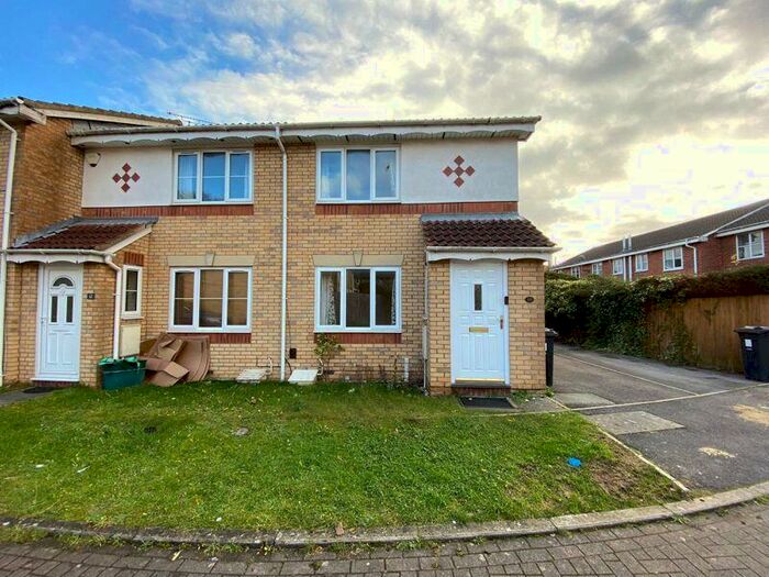 2 Bedroom Terraced House To Rent In Stevens Walk, Bristol, BS32