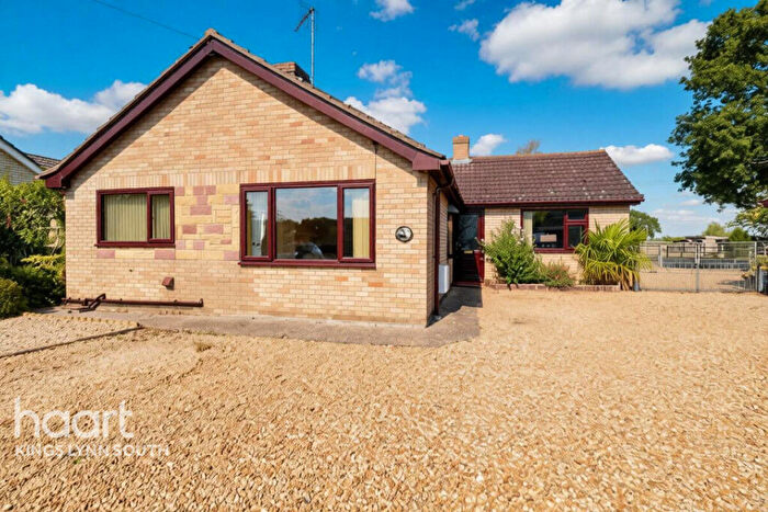 3 Bedroom Bungalow For Sale In Banyards Place, King's Lynn, PE33