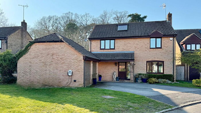 4 Bedroom Detached House For Sale In Kiln Close, Hermitage, Thatcham, RG18