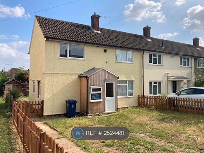 3 Bedroom Semi-Detached House To Rent In New Road, Sawston, Cambridge, CB22