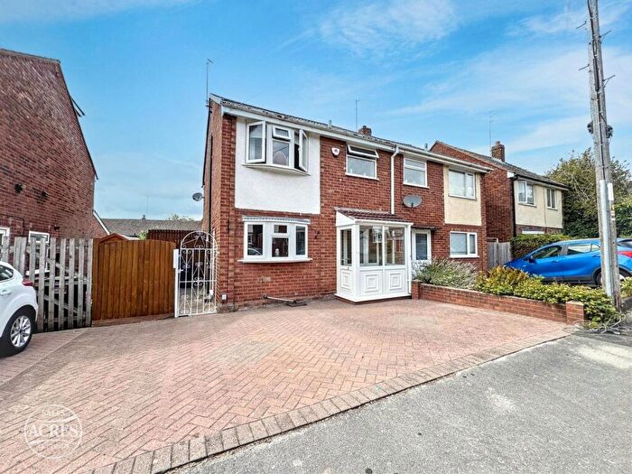 3 Bedroom Semi-Detached House For Sale In Newton Gardens, Great Barr, Birmingham, B43