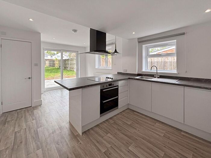 3 Bedroom Semi-Detached House To Rent In Amersham Road, High Wycombe, Buckinghamshire, HP13