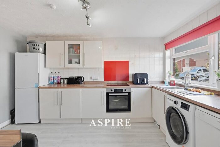 4 Bedroom Semi-Detached House For Sale In Overton Road, Benfleet, SS7