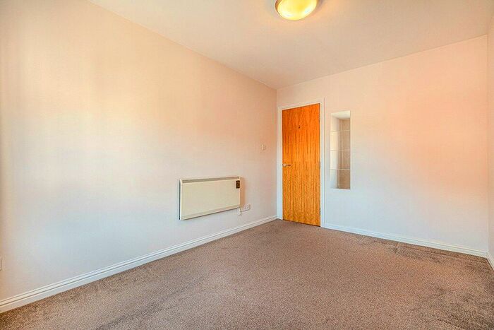2 Bedroom Apartment For Sale In Yorkhill Street, Yorkhill, Glasgow, G3