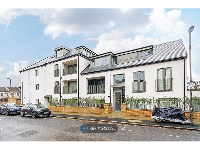 1 Bedroom Flat To Rent In Lonpro Court, London, SW19