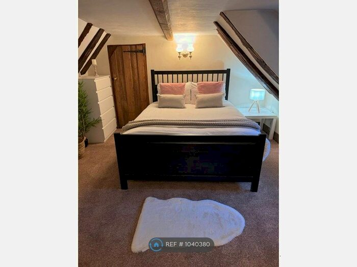 1 Bedroom Flat To Rent In East Grinstead, East Grinstead, RH19