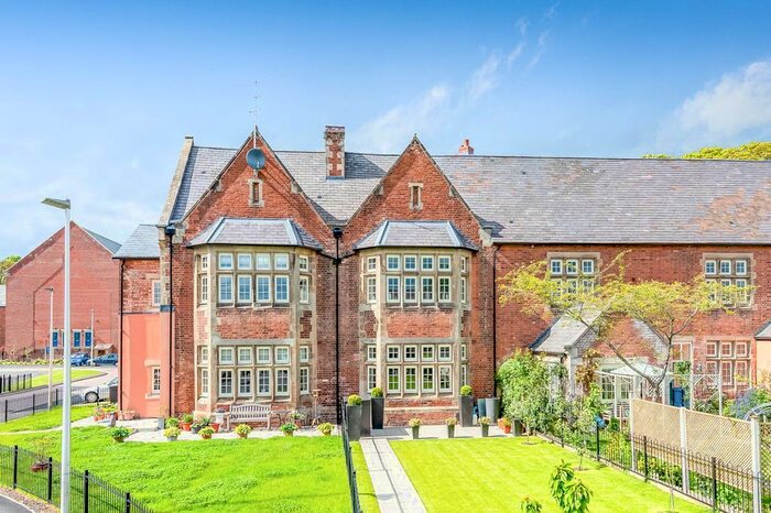 2 Bedroom Flat To Rent In The Furlongs, Bicton Heath, Shrewsbury, SY3