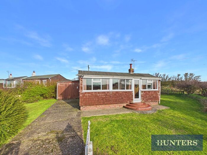 3 Bedroom Detached Bungalow For Sale In North Moor Road, Flamborough, Bridlington, YO15