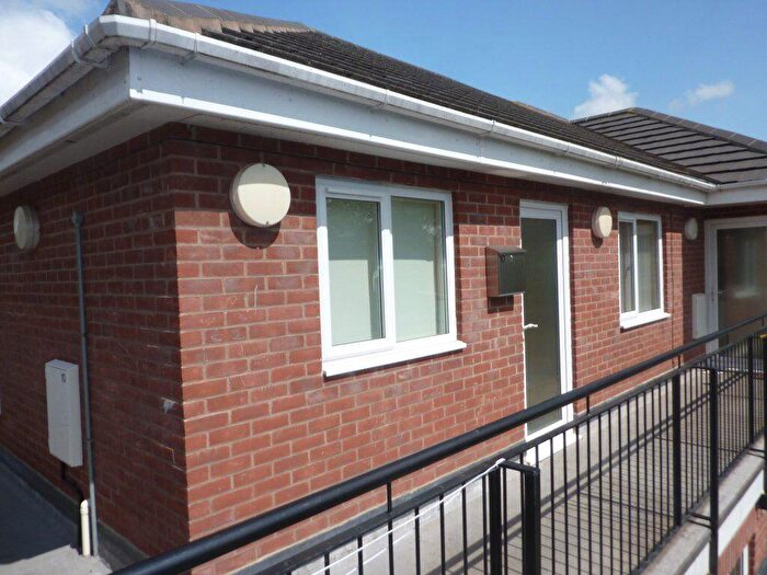2 Bedroom Flat To Rent In Langdale Grove, NN17