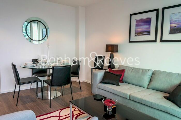 2 Bedroom Flat To Rent In Buckhold Road, Wandsworth, SW18