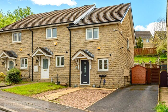 2 Bedroom End Of Terrace House For Sale In Causeway Side, Linthwaite, Huddersfield, West Yorkshire, HD7