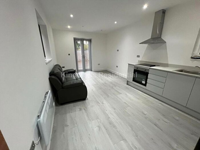 2 Bedroom Apartment To Rent In Colum Road, Cathays, CF10