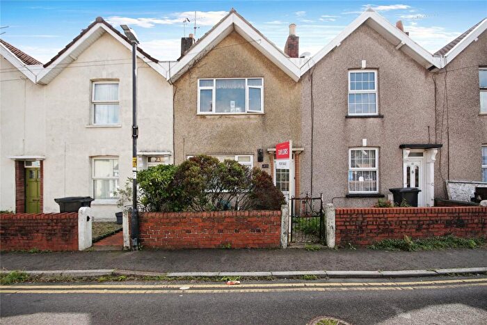 2 Bedroom Terraced House For Sale In Victoria Park, Kingswood, Bristol, Somerset, BS15