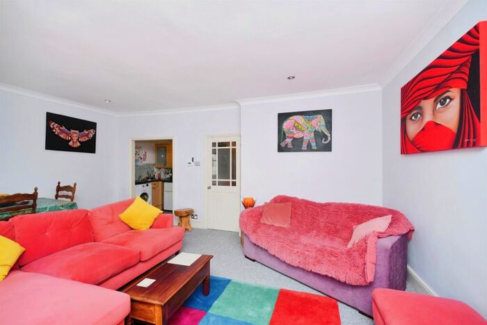 1 Bedroom Flat For Sale In Chesham Place, Brighton, BN2