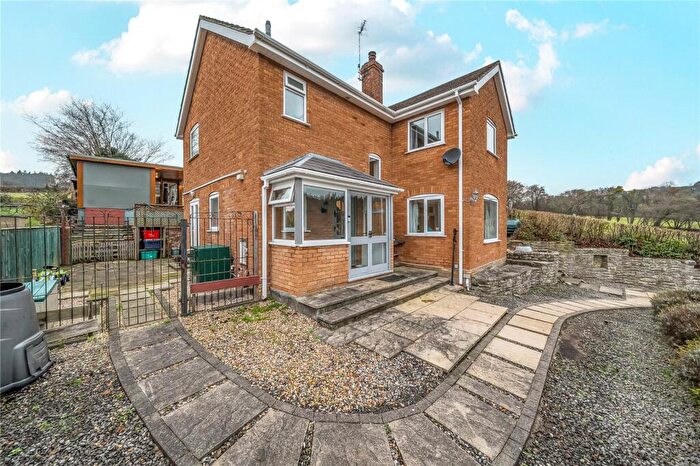 3 Bedroom Detached House For Sale In Begwyns Bluff, Clyro, Hereford, Powys, HR3