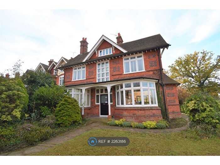 9 Bedroom Semi-Detached House To Rent In Wokingham Road, Reading, RG6