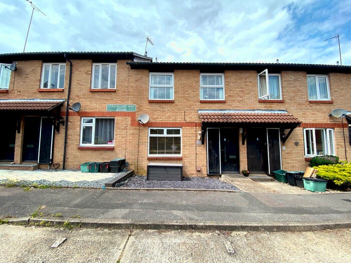 1 Bedroom Flat To Rent In Strickland Way, Orpington, BR6