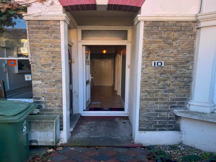 2 Bedroom Flat To Rent In St. Annes Road, London, E11