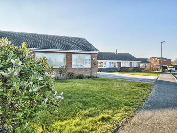 2 Bedroom Semi Detached Bungalow For Sale In Glebe Road, Perry, PE28