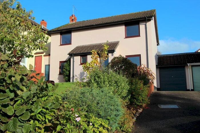 4 Bedroom Link Detached House For Sale In Woodmans Orchard, Talaton, Exeter, EX5