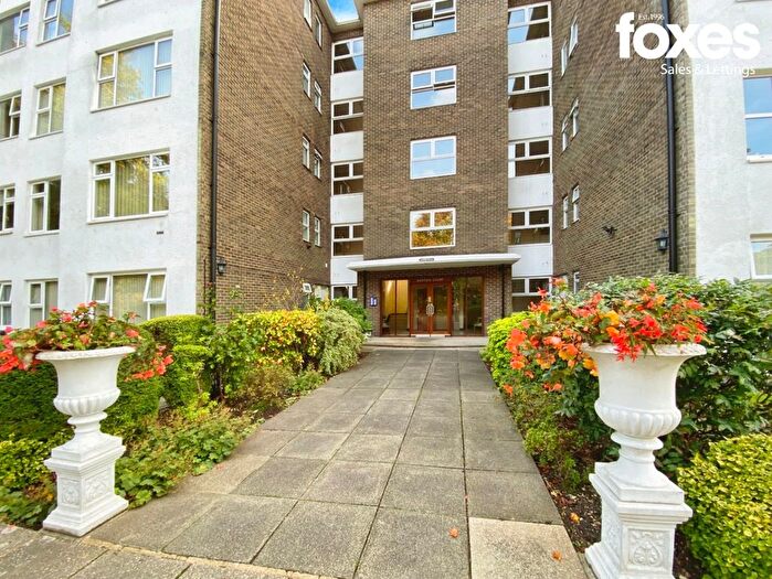 2 Bedroom Flat To Rent In Flat, Ashton Court, Western Road, BH13