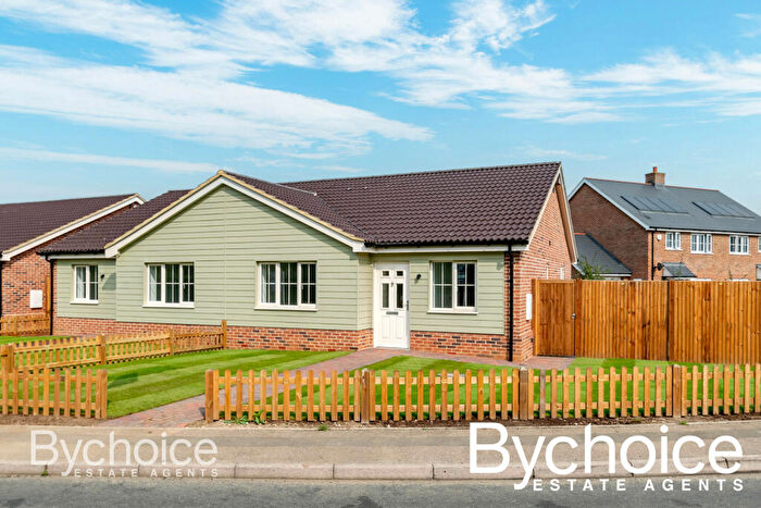 2 Bedroom Semi-Detached Bungalow For Sale In Great Oak Place, Raydon, IP7