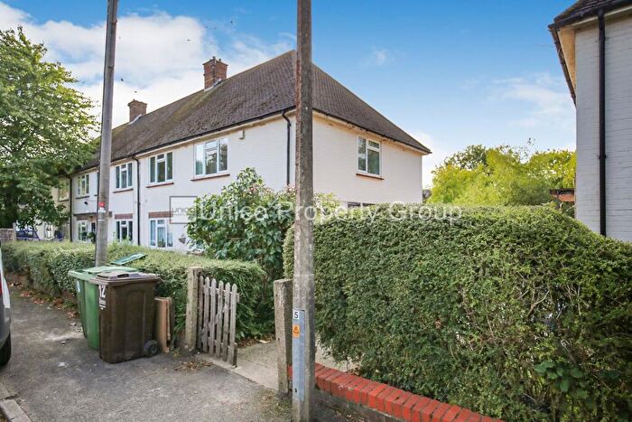 2 Bedroom Maisonette To Rent In The Limes, Brentwood, CM13