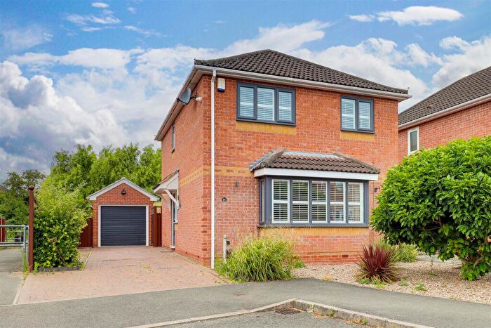 3 Bedroom Detached House For Sale In Penmoor Close, Long Eaton, Derbyshire, NG10