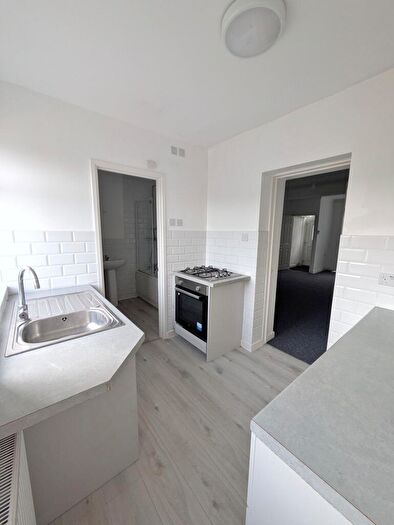3 Bedroom Property To Rent In Troedyrhiw Road, Porth, CF39