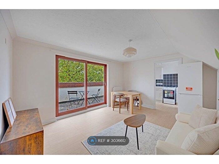 1 Bedroom Flat To Rent In Colchester Road, London, E17