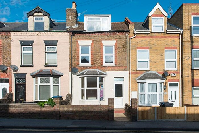 3 Bedroom Property To Rent In Boundary Road, Ramsgate, CT11