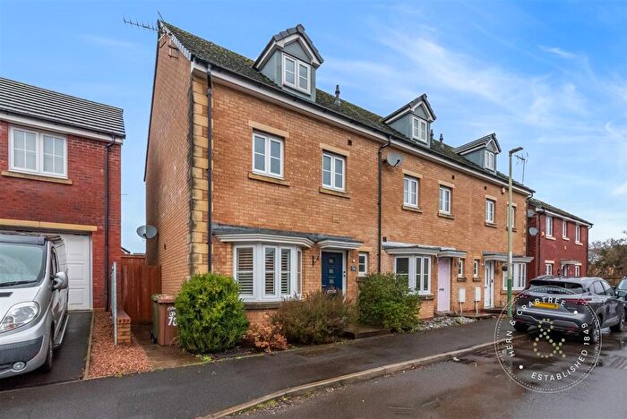 4 Bedroom End Terrace House For Sale In Meadowland Close, Caerphilly, CF83