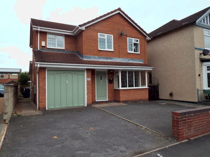 4 Bedroom House To Rent In Belvedere Road, Burton Upon Trent., DE13