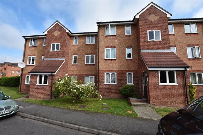 1 Bedroom Flat To Rent In Express Drive, Ilford, IG3