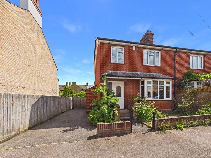3 Bedroom Semi Detached House To Rent In Guildford Road, Canterbury, CT1