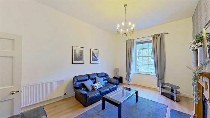 2 Bedroom Flat To Rent In Raeburn Street, Edinburgh, Midlothian, EH4