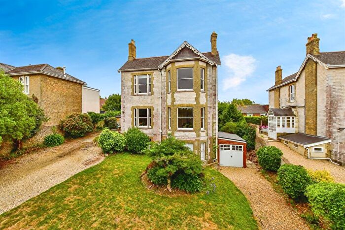 8 Bedroom Detached House For Sale In Appley Rise, Ryde, Isle Of Wight, PO33