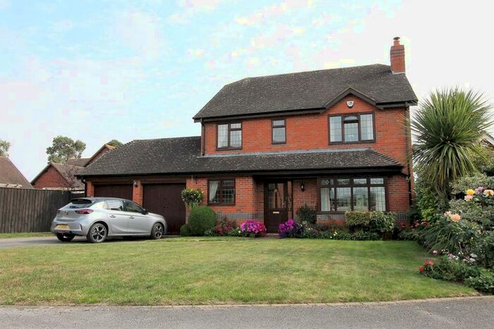 4 Bedroom Detached House For Sale In Astley Gardens, Astley, Stourport-on-Severn, DY13